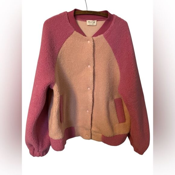 New In Fuzzy Baseball Jacket Size 1X - Picture 1 of 7